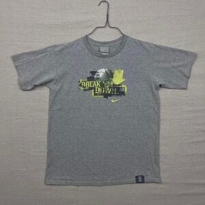 Vintage 00s Nike Break em Down Grey Soccer Graphic Tee‎ Shirt